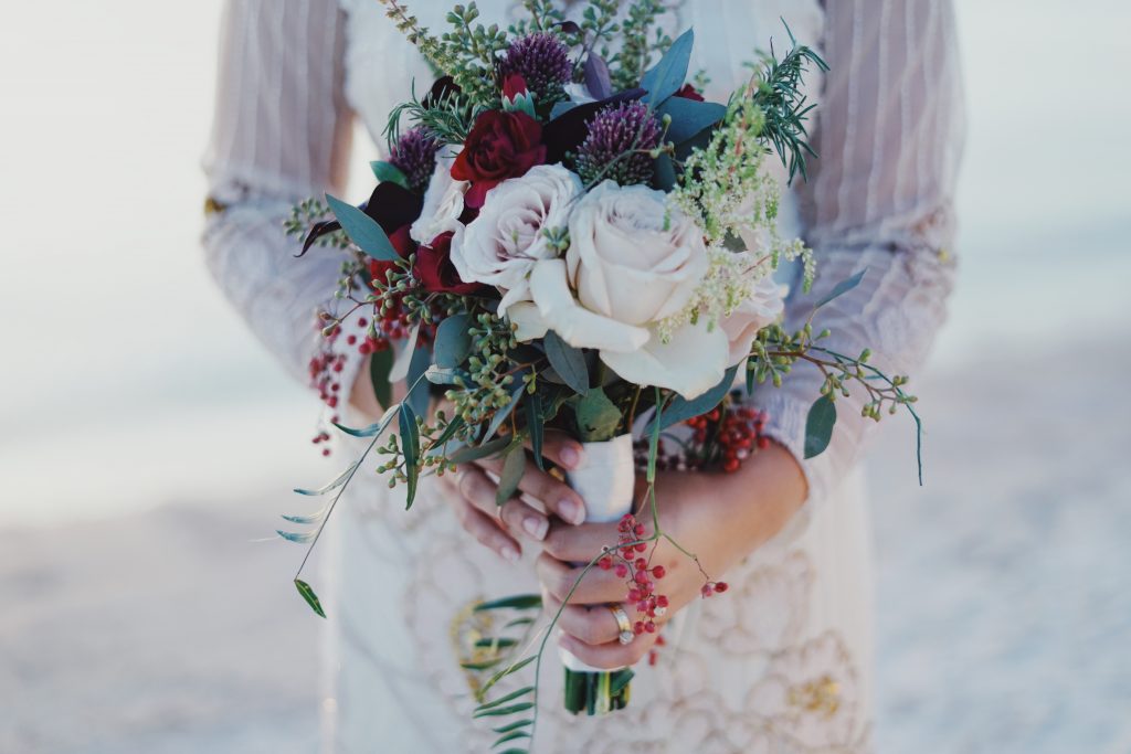 Must-Have Flowers for Your Winter Marriage ceremony